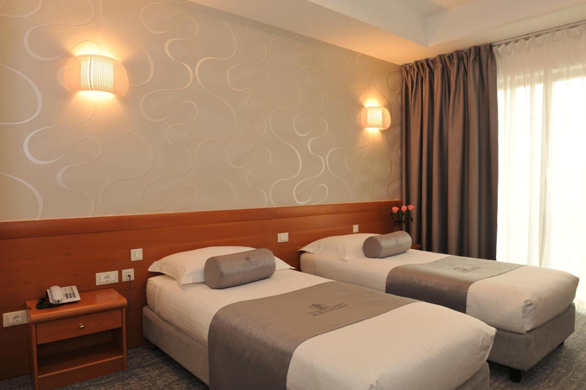 Hotel Venko Dobrovo Pokoj fotografie